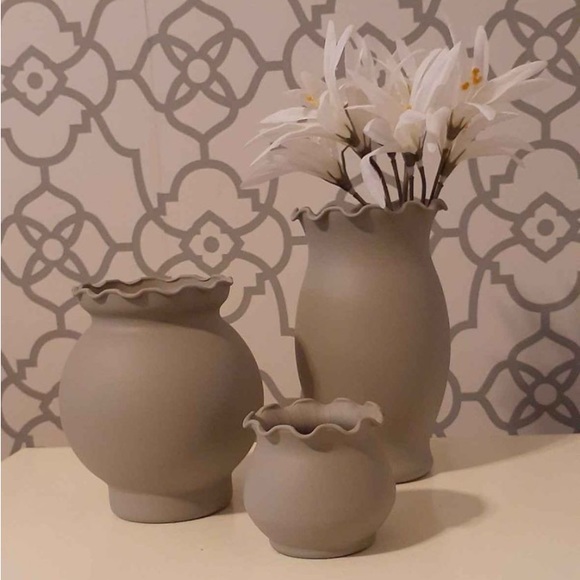 Unique Gray Glass Vases-Set of 3 - Picture 3 of 3